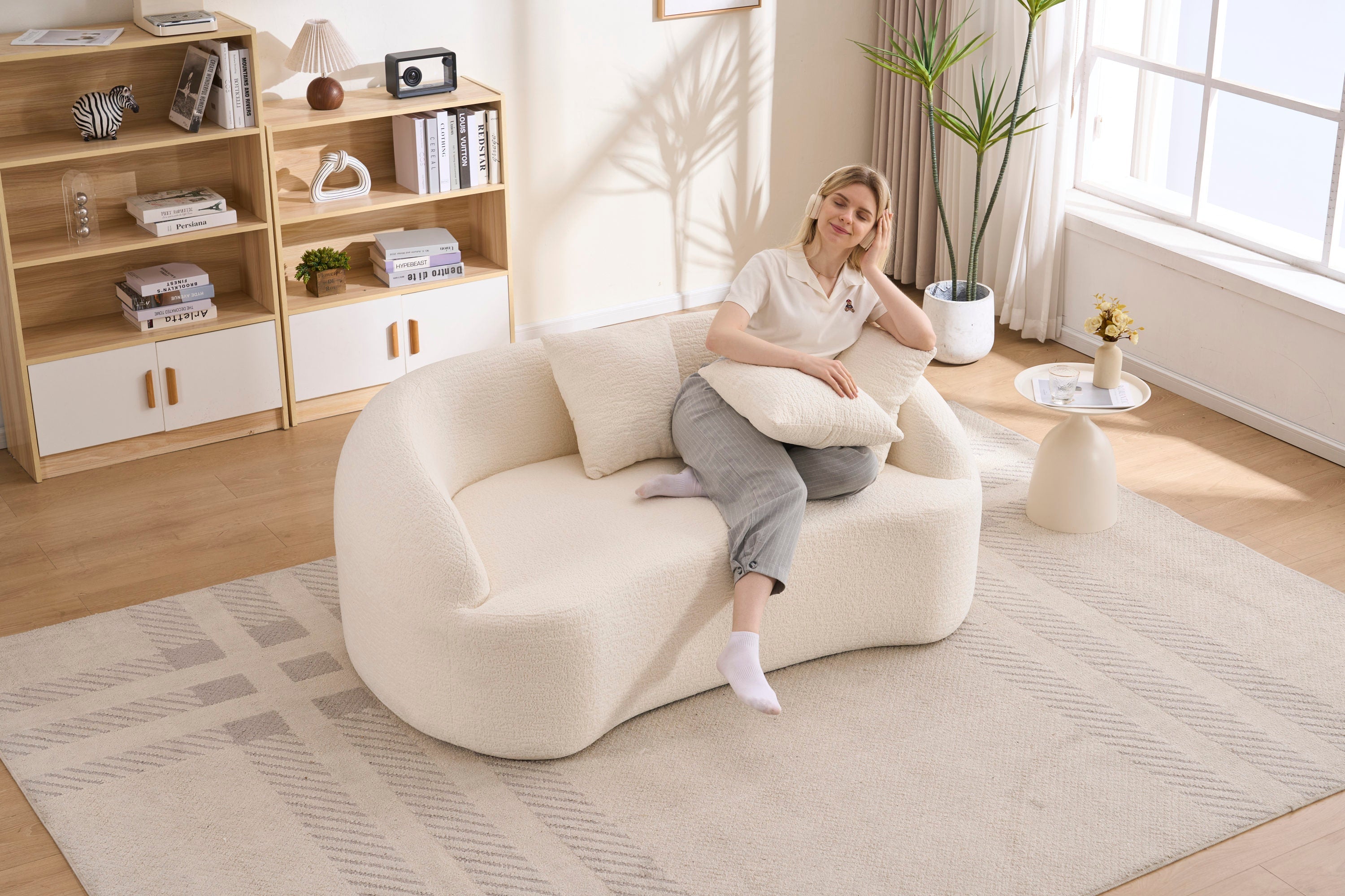 Sofa Curved Modern Off White Chenille 2-seater Space-Saving Compact