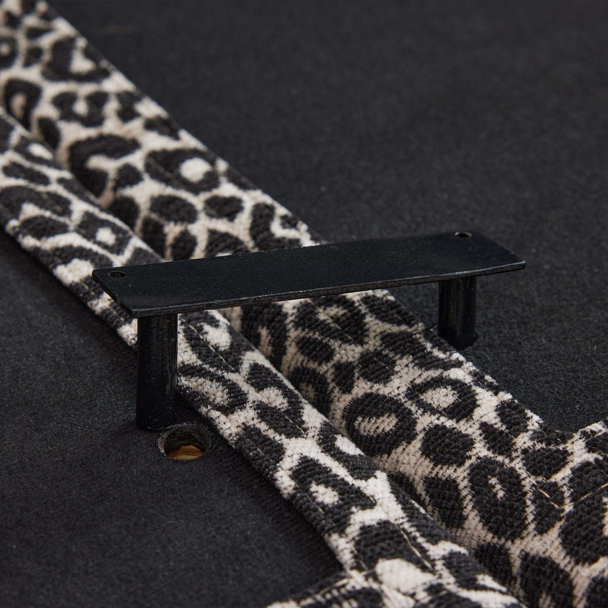 Sectional Sofa Modern Leopard Chenille Khaki Black 4-seater Deep Seat
