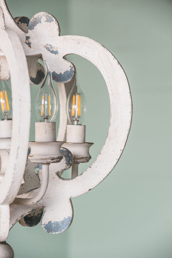 French Country Wood Chandelier 6-Light Farmhouse Pendant Adjustable Chain